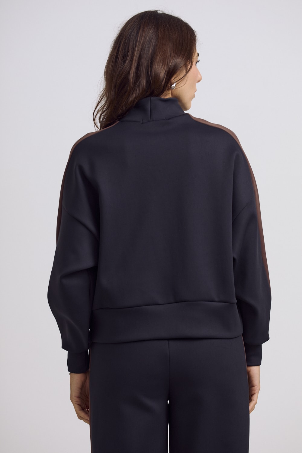 image_5e072929-e927-45bb-aaad-725c6a91b3e8