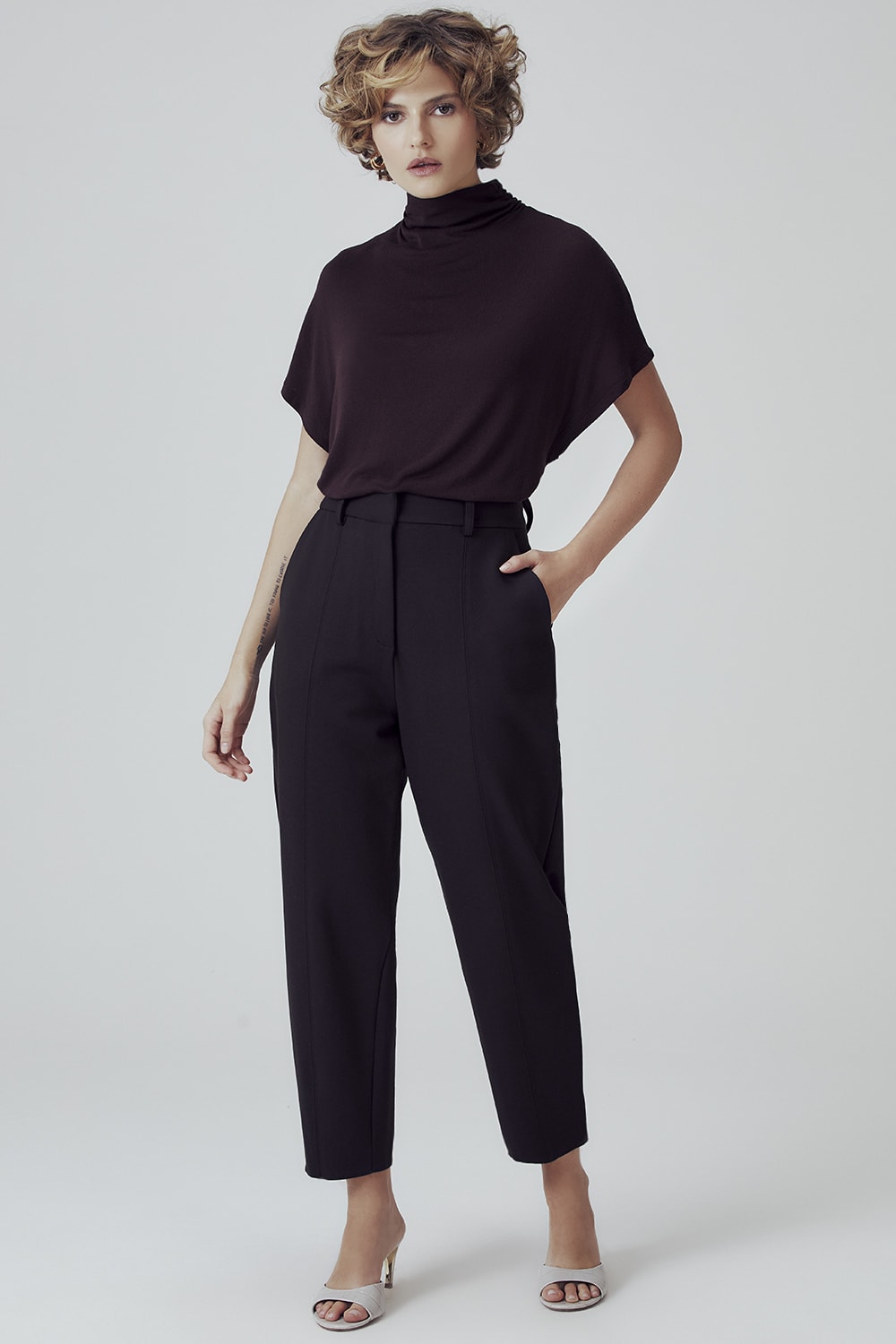 image_b7540136-4e00-410a-a579-45ed2f24b879