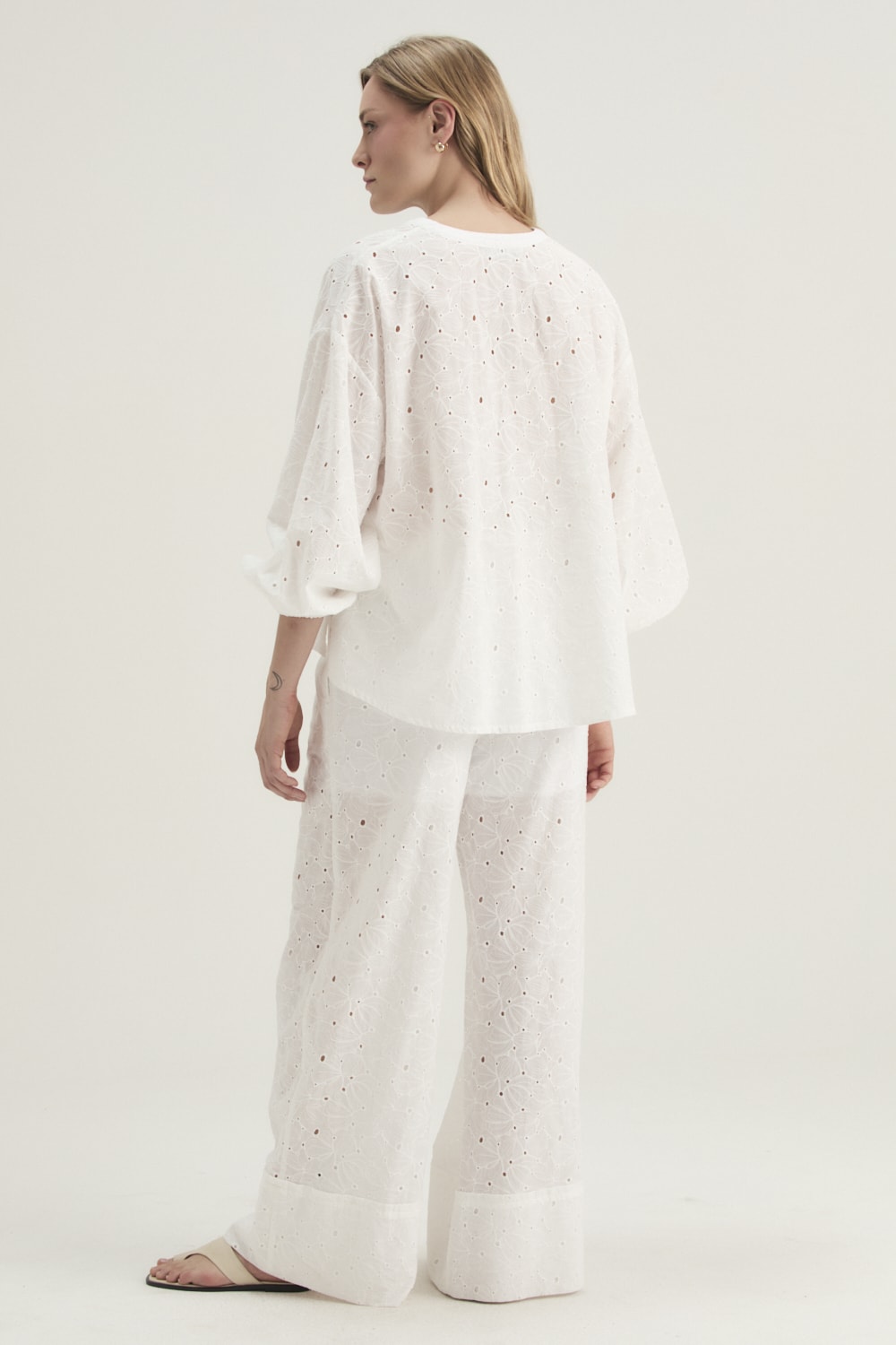 image_cd774b76-3a76-4bc5-a22a-676aeb1aeff8