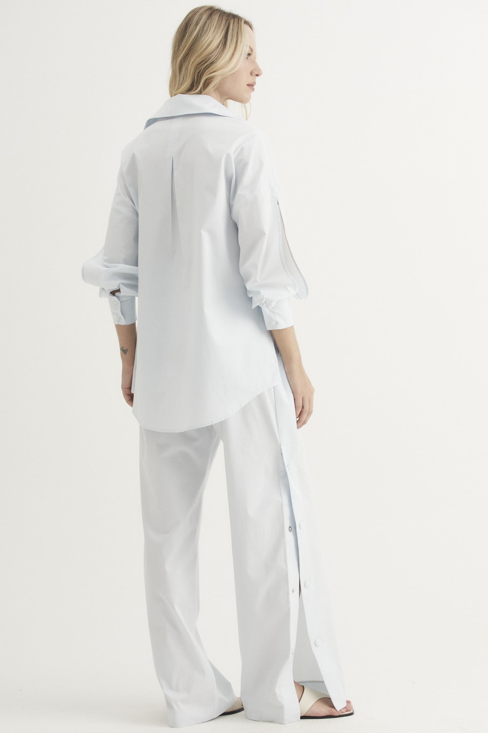 image_b1d53aae-f9b5-4879-8d27-c8f4fd758f0c