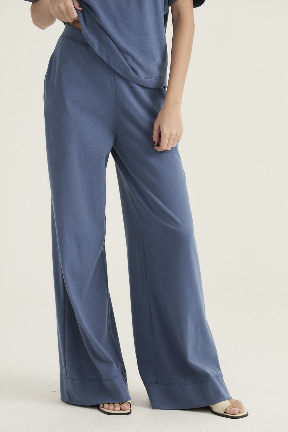 image_ec452acf-d9dc-4b25-9528-e17aaf51d9b4