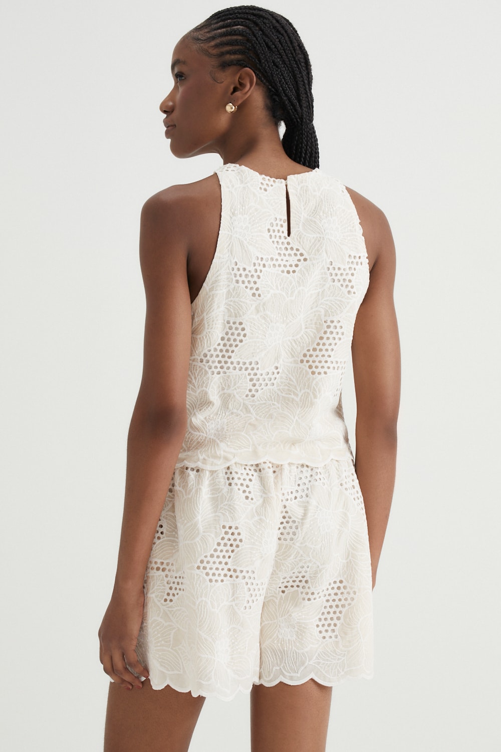 image_ff70113c-ede4-4a12-8e34-86fcce1a30da