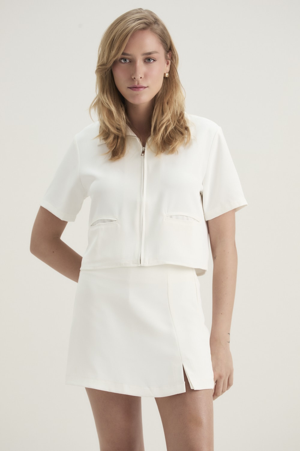 image_124dc276-ae56-4e1b-a77d-14e1e875b2f0